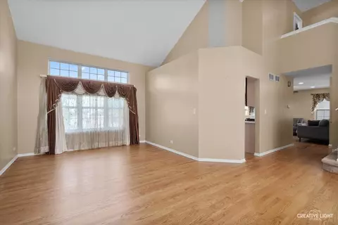 1308 Newcastle Ln, Bartlett, IL 60103 photo 6