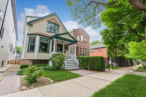 1841 W Fletcher St, Chicago, IL 60657
