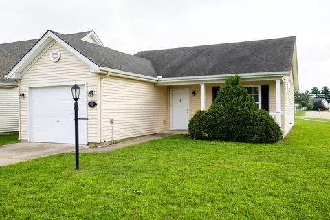 711 Bardeen Ln, Champaign, IL 61822