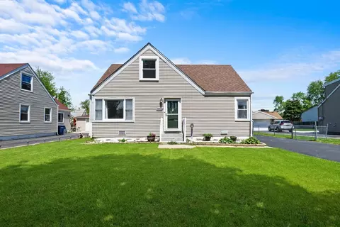 216 Major Dr, Northlake, IL 60164