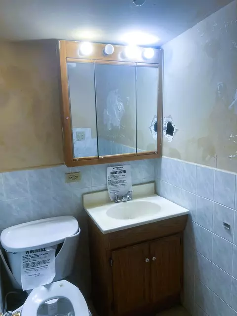 8515 S 78th Ave, Bridgeview, IL 60455 photo 16