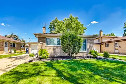 1759 S Elm St, Des Plaines, IL 60018