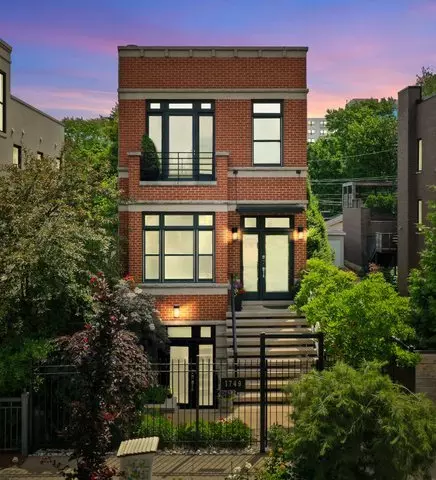 1749 N Wood St, Chicago, IL 60622