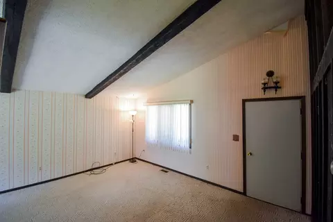 522 Kennedy Dr, Cullom, IL 60929 photo 3