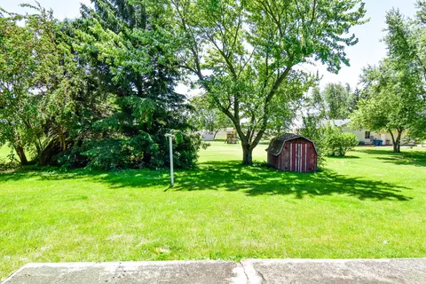 522 Kennedy Dr, Cullom, IL 60929 photo 26
