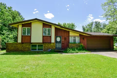 522 Kennedy Dr, Cullom, IL 60929 photo 2