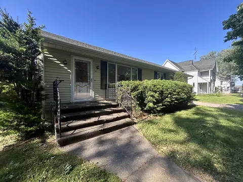 304 E Main St, Sublette, IL 61367