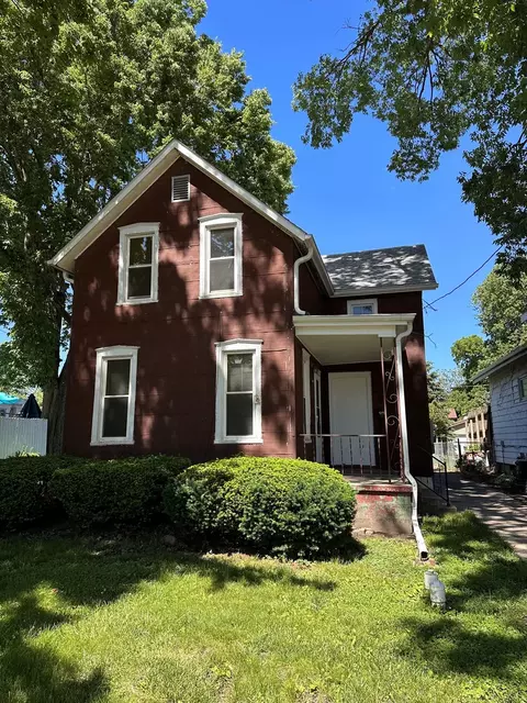 410 13th Ave, Sterling, IL 61081