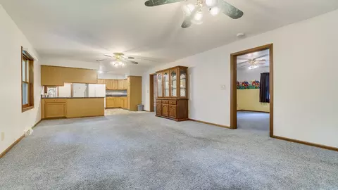 1152 E Helle Rd, Oregon, IL 61061 photo 6