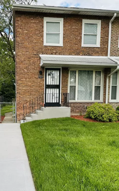 9323 S Calumet Ave, Chicago, IL 60619