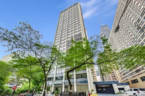 222 E Pearson St #2603, Chicago, IL 60611