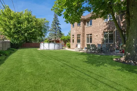 450 Dara James Rd, Des Plaines, IL 60016 photo 38