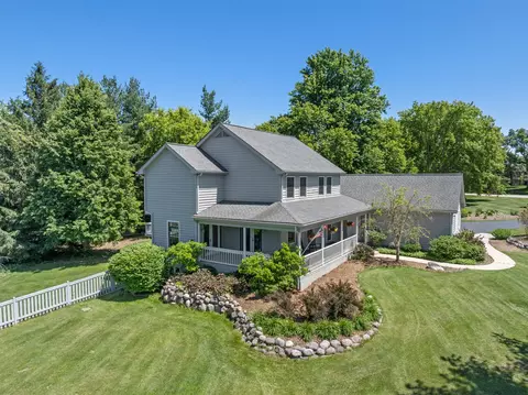 5518 Sequoia Trl, Crystal Lake, IL 60012