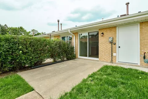 817 Valley Stream Dr #B, Wheeling, IL 60090 photo 30