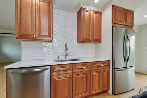 817 Valley Stream Dr #B, Wheeling, IL 60090 photo 21