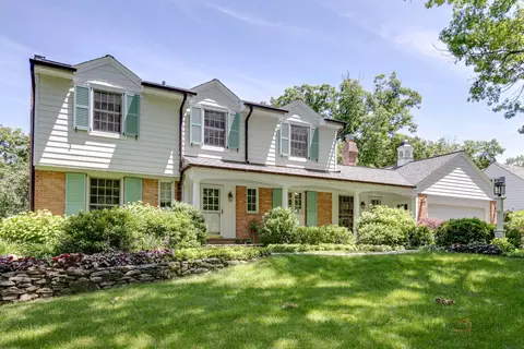 881 Beverly Pl, Lake Forest, IL 60045