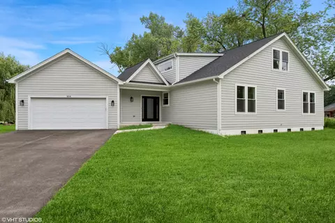 804 Sheridan Dr, Wauconda, IL 60084