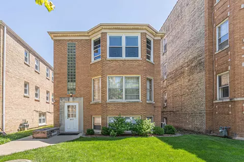 8027 Knox Ave, Skokie, IL 60076