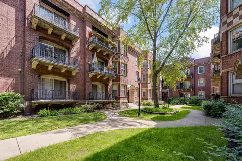 5327 S Harper Ave #2, Chicago, IL 60615