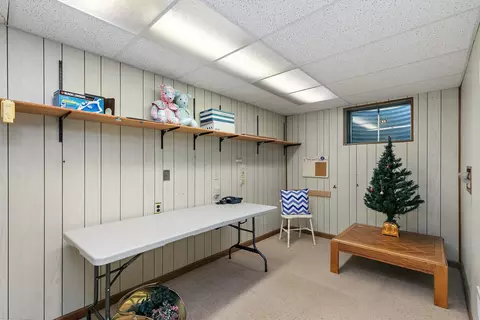 Other - 19 White Oak Ln, Elgin, IL 60123 photo 5 of 7