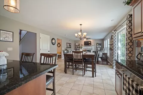 2507 Fieldstone Ct, Normal, IL 61761 photo 13
