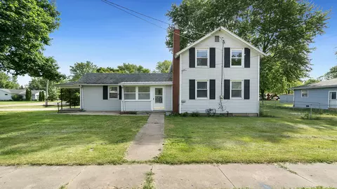 430 S Washington Ave, Amboy, IL 61310