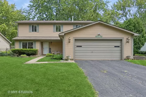 412 Quarry Dr, Bolingbrook, IL 60490