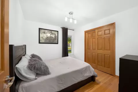 Bedroom - 2415 E Ballard Rd, Des Plaines, IL 60016 photo 2 of 6