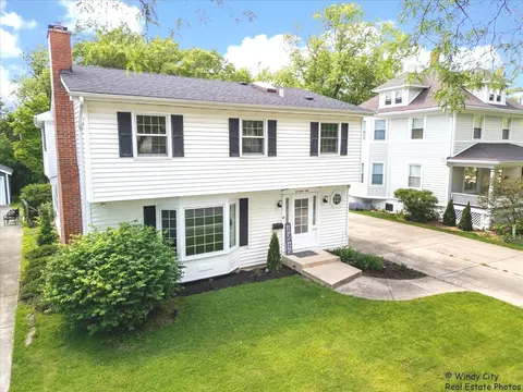 634 N Waiola Ave, La Grange Park, IL 60526