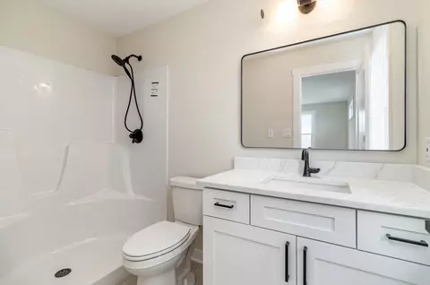 Bath - 754 Lucano Way, Crown Point, IN 46307 photo 3 of 3