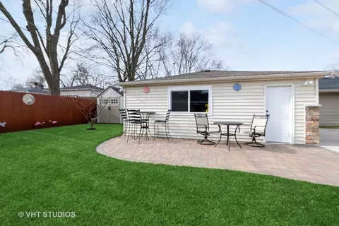 Exterior - 239 Albert Ter, Wheeling, IL 60090 photo 3 of 5