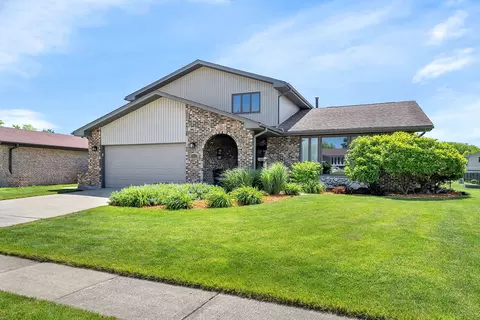 14443 S Pheasant Ln, Homer Glen, IL 60491