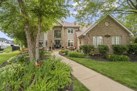 709 Turnberry Ct, Shorewood, IL 60404