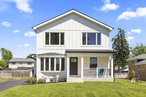 485 N Van Auken St, Elmhurst, IL 60126
