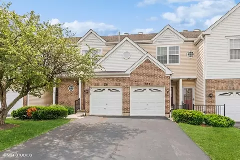 331 Arboretum Dr, Lombard, IL 60148