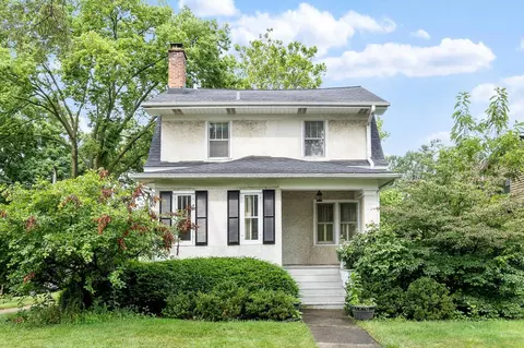 354 Prospect Ave, Glen Ellyn, IL 60137