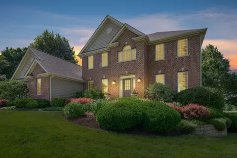 15 N844 Farm View Ln, Hampshire, IL 60140