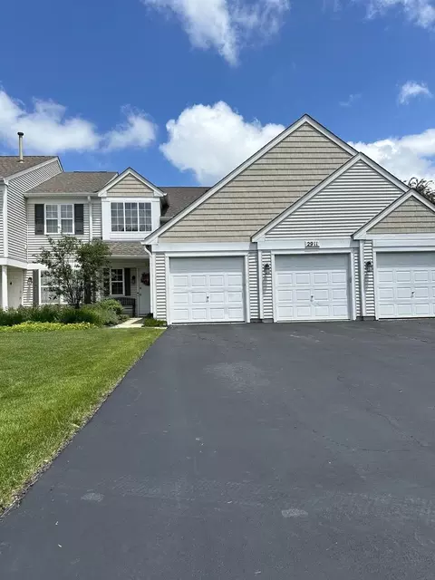2911 Bartlett Ct #202, Naperville, IL 60564