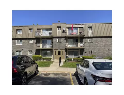 568 Fairway View Dr #3K, Wheeling, IL 60090