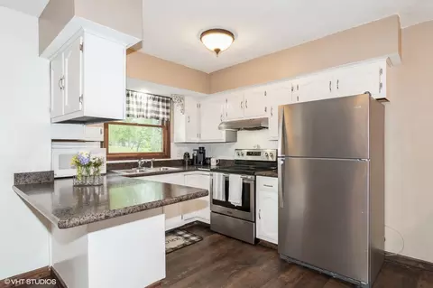 Kitchen - 9095 N Small St, Leaf River, IL 61047 photo 1 of 1