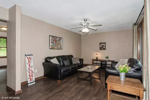Living - 9095 N Small St, Leaf River, IL 61047 photo 2 of 2