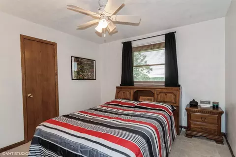 Bedroom - 9095 N Small St, Leaf River, IL 61047 photo 2 of 3
