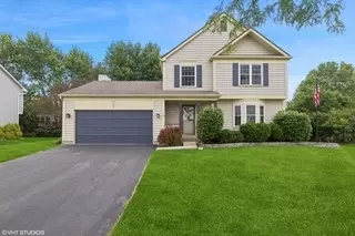 809 Hillside Dr, Mundelein, IL 60060