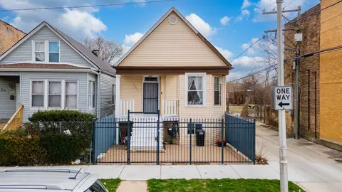 6845 S Wolcott Ave, Chicago, IL 60636
