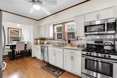 18417 Burnham Ave, Lansing, IL 60438 photo 6