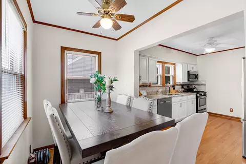 18417 Burnham Ave, Lansing, IL 60438 photo 9