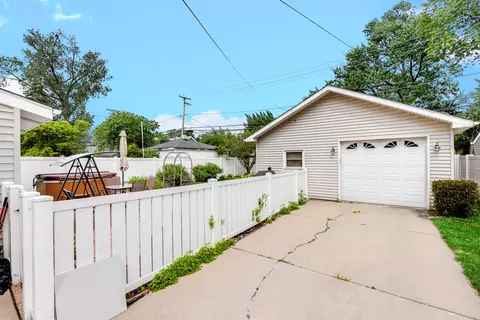 18417 Burnham Ave, Lansing, IL 60438 photo 25