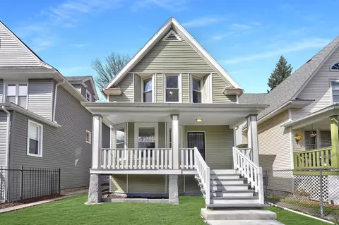 818 N Lorel Ave, Chicago, IL 60651