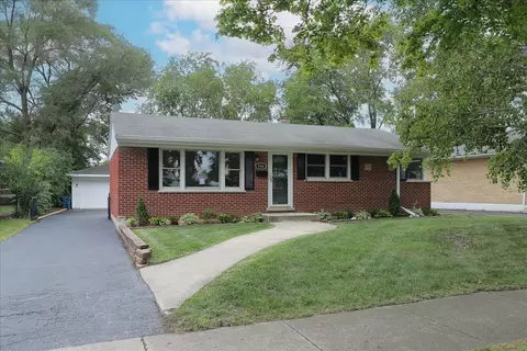 936 N Lincoln St, Addison, IL 60101