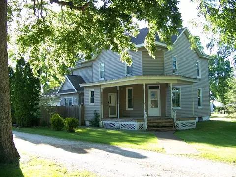 506 N Jackson St, Fairbury, IL 61739